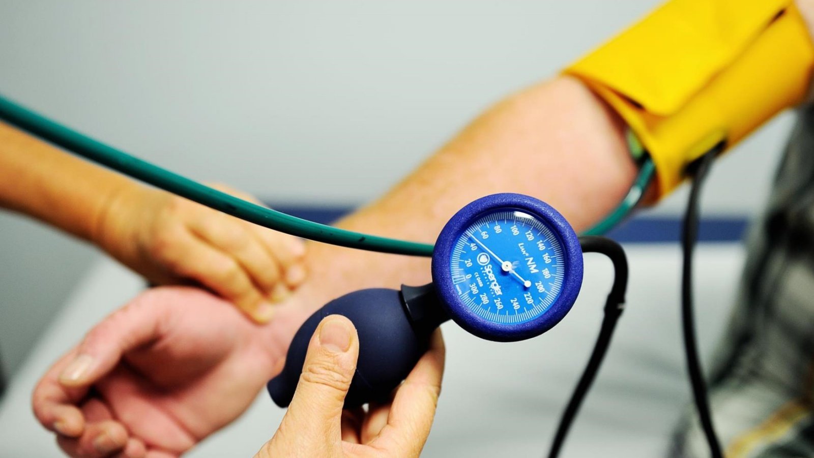 ارتفاع ضغط الدم يمكن أن يلحق أضراراً خطيرة بالقلب