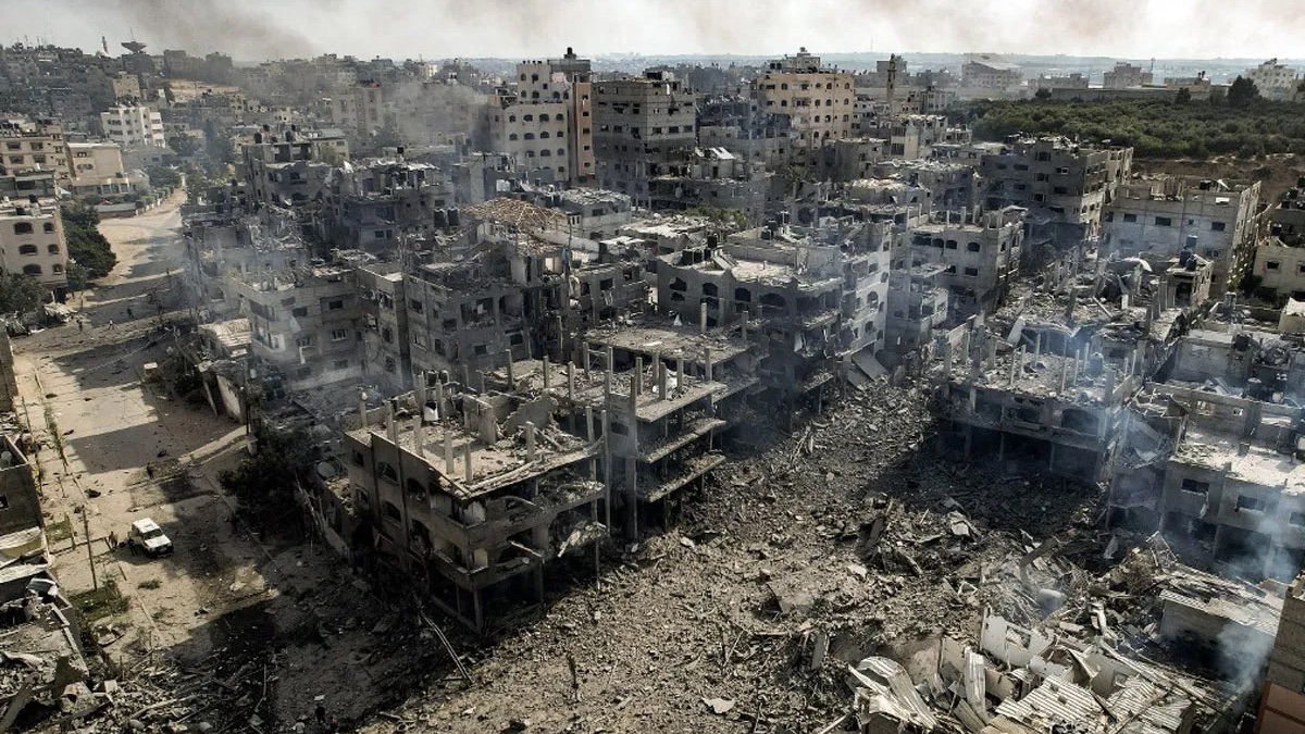 دمار هائل في غزة بفعل القصف الإسرائيلي المتواصل