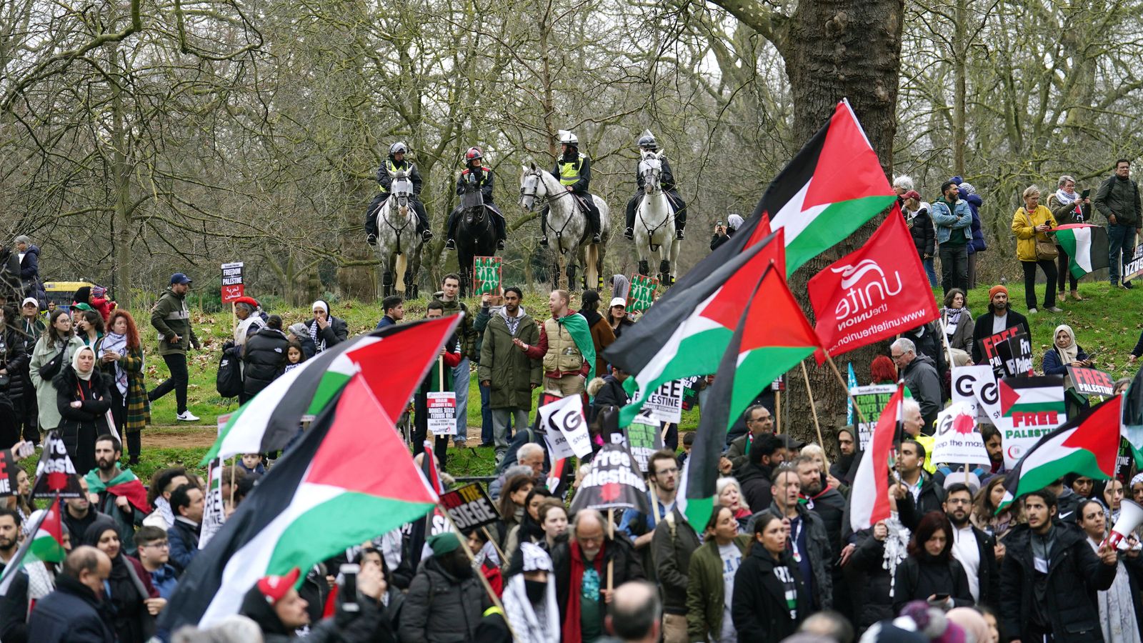 جانب من المظاهرة المؤيدة للفلسطينيين في لندن