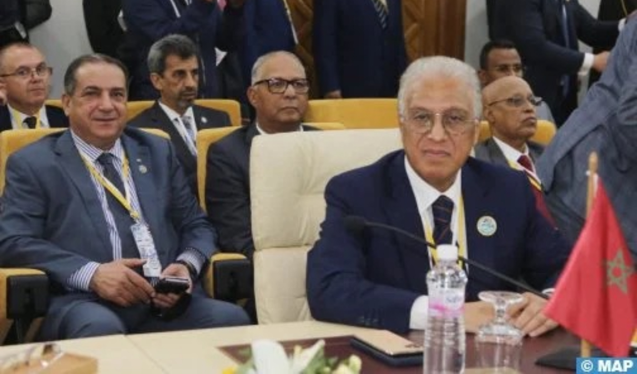 السفير محمد آيت وعلي لدى ترؤسه لبوةفد المغربي في اجتماع مجلس وزراء الداخلية العرب في تونس