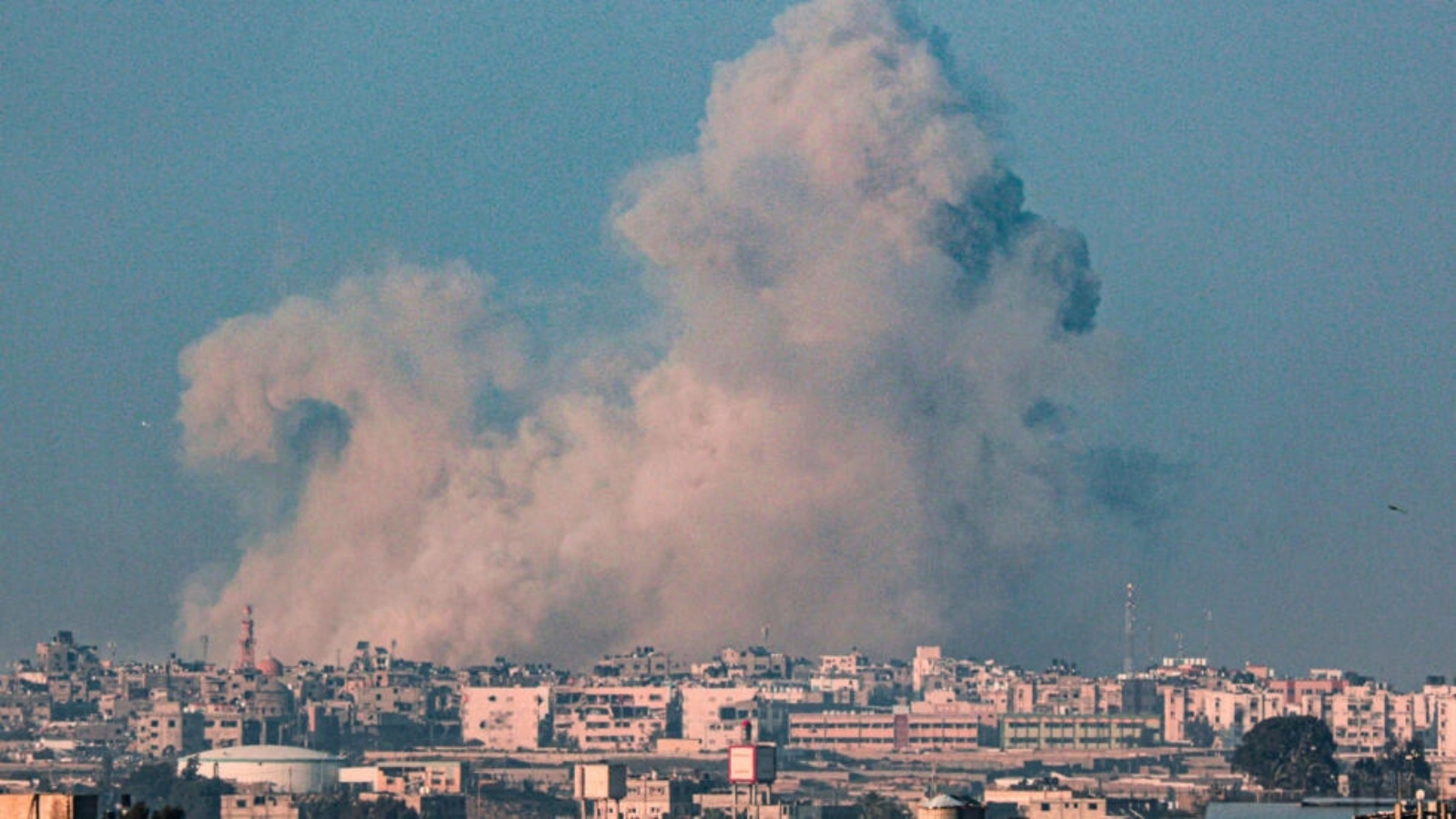 قصف إسرائيلي على مدينة رفح جنوب قطاع غزة في 25 شباط (فبراير) 2024 
