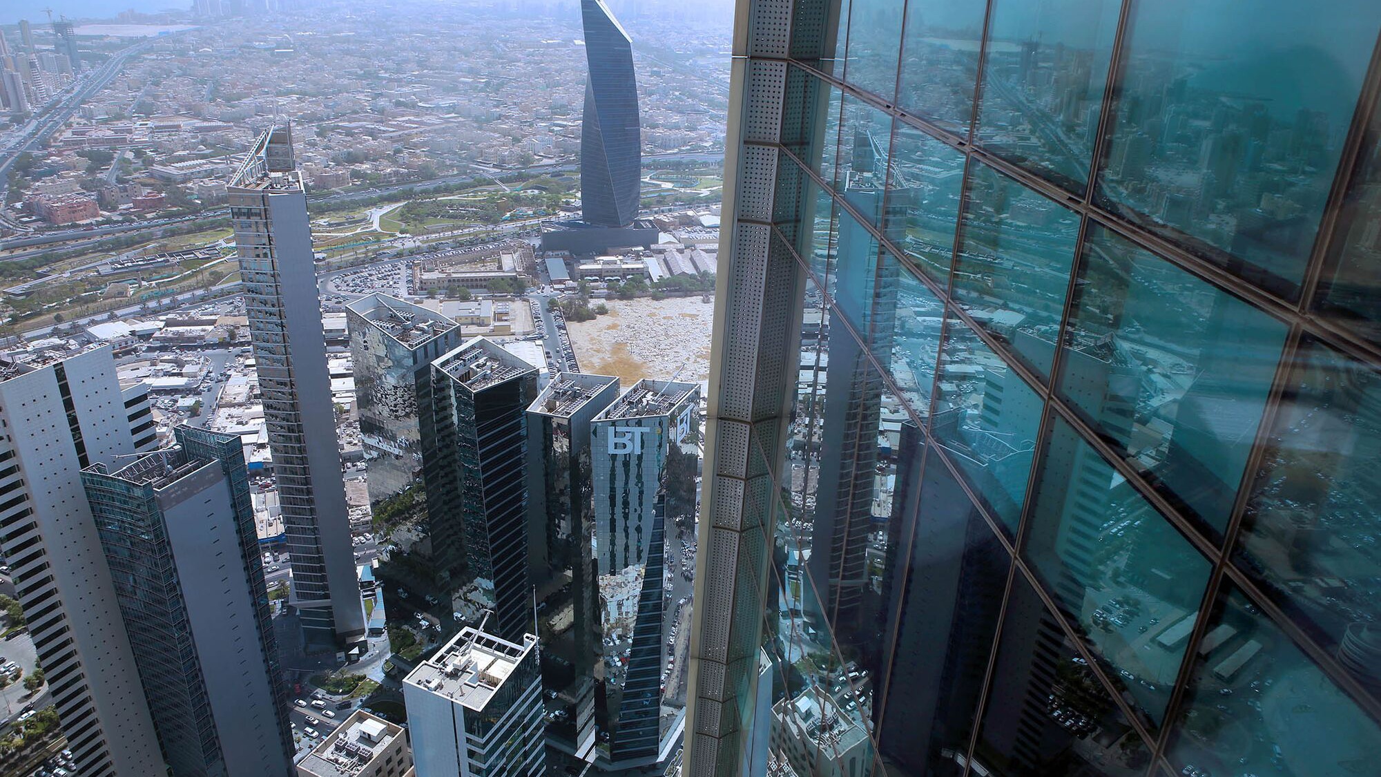 صورة عامة التقطت من برج كيبكو في مدينة الكويت في 25 سبتمبر 2016