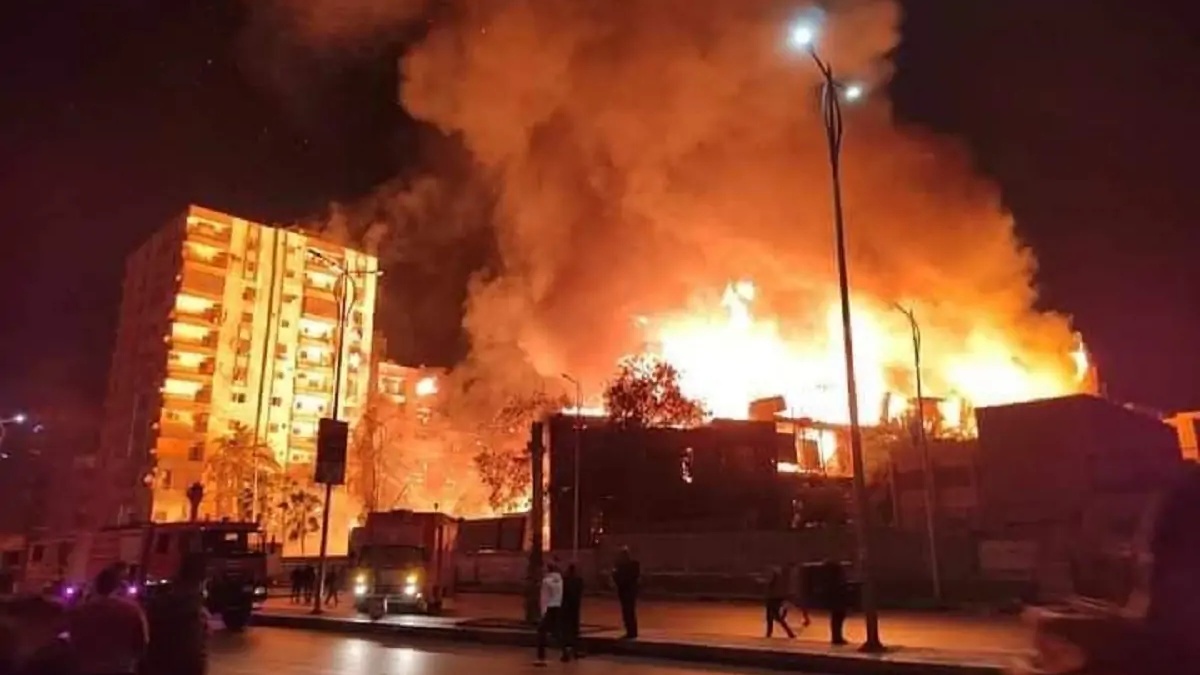 حريق هائل اندلع في استديو الأهرام بمصر