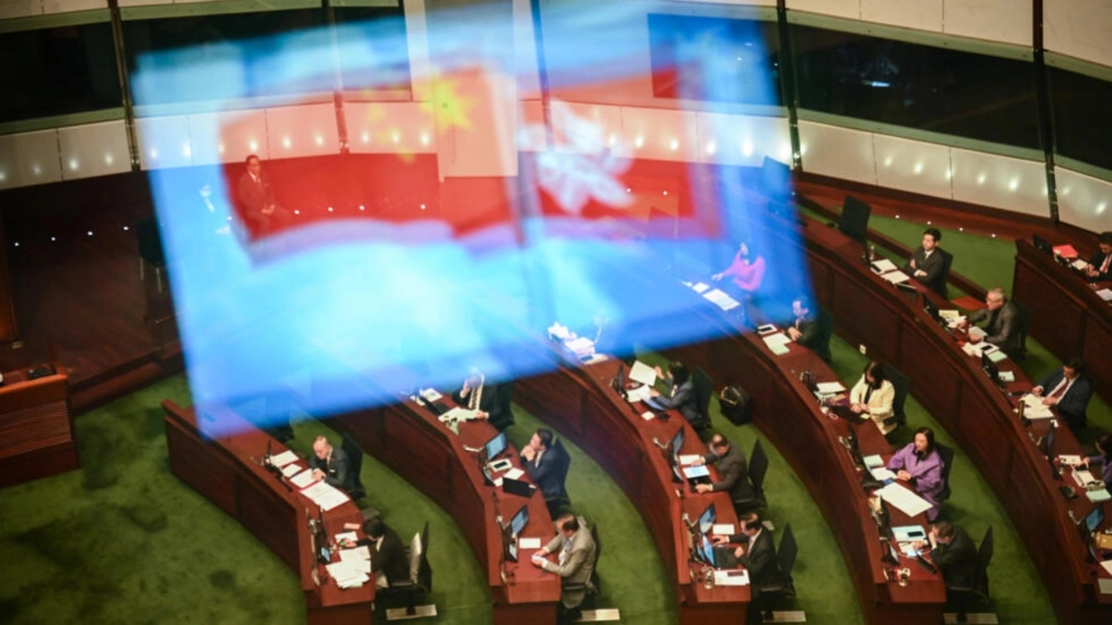 مشهد من داخل مقرّ المجلس التشريعي في هونغ كونغ خلال القراءة الثانية لـ 