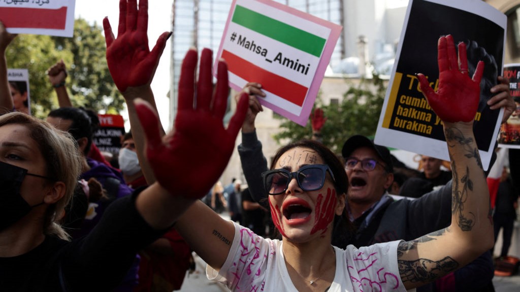 صورة أرشيفية لواحدة من المظاهرات الاحتجاجية في إيران
