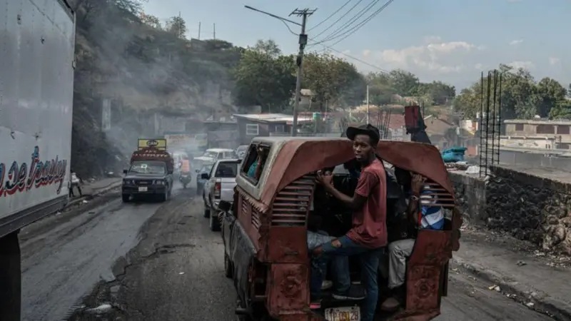 تسببت الأزمة في هايتي بنزوح مئات الآلاف من منازلهم إلى كاب هايتيان