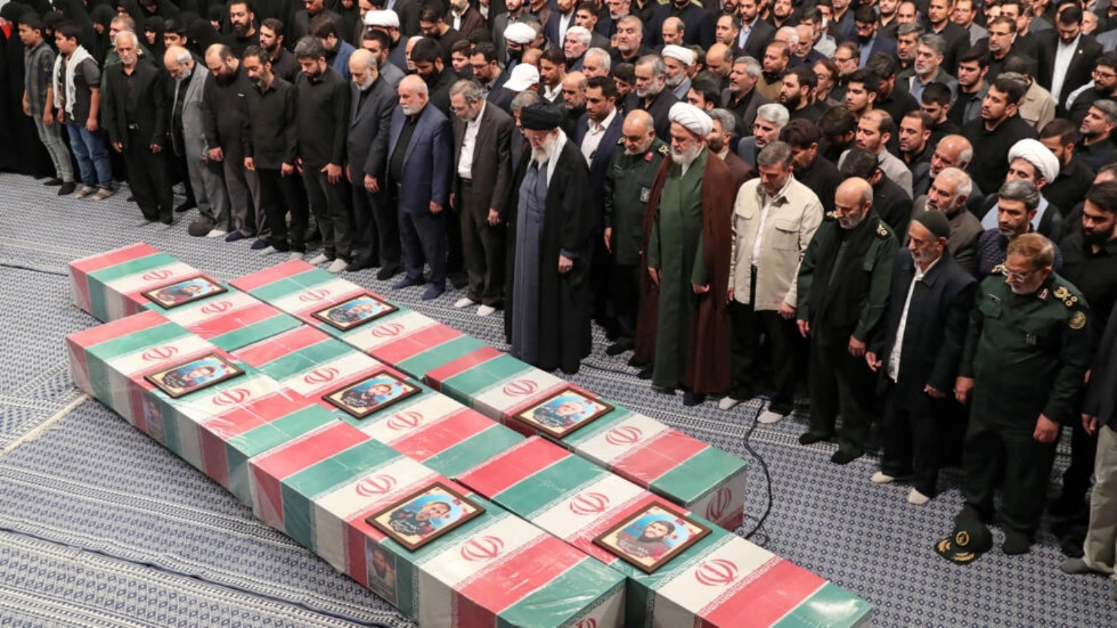 إقامة الصلاة في طهران على جثامين أفراد الحرس الثوري الإيراني في الرابع من نيسان/أبريل 2024 إقامة الصلاة في طهران على جثامين أفراد الحرس الثوري الإيراني في الرابع من نيسان (أبريل) 2024 