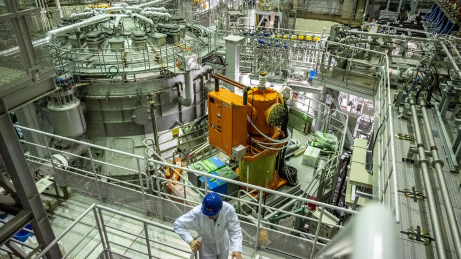 أكبر مفاعل تجريبي للانصهار النووي في مدينة ناكا اليابانية. صورة ملتقطة في 22 كانون الثاني (يناير) 2024