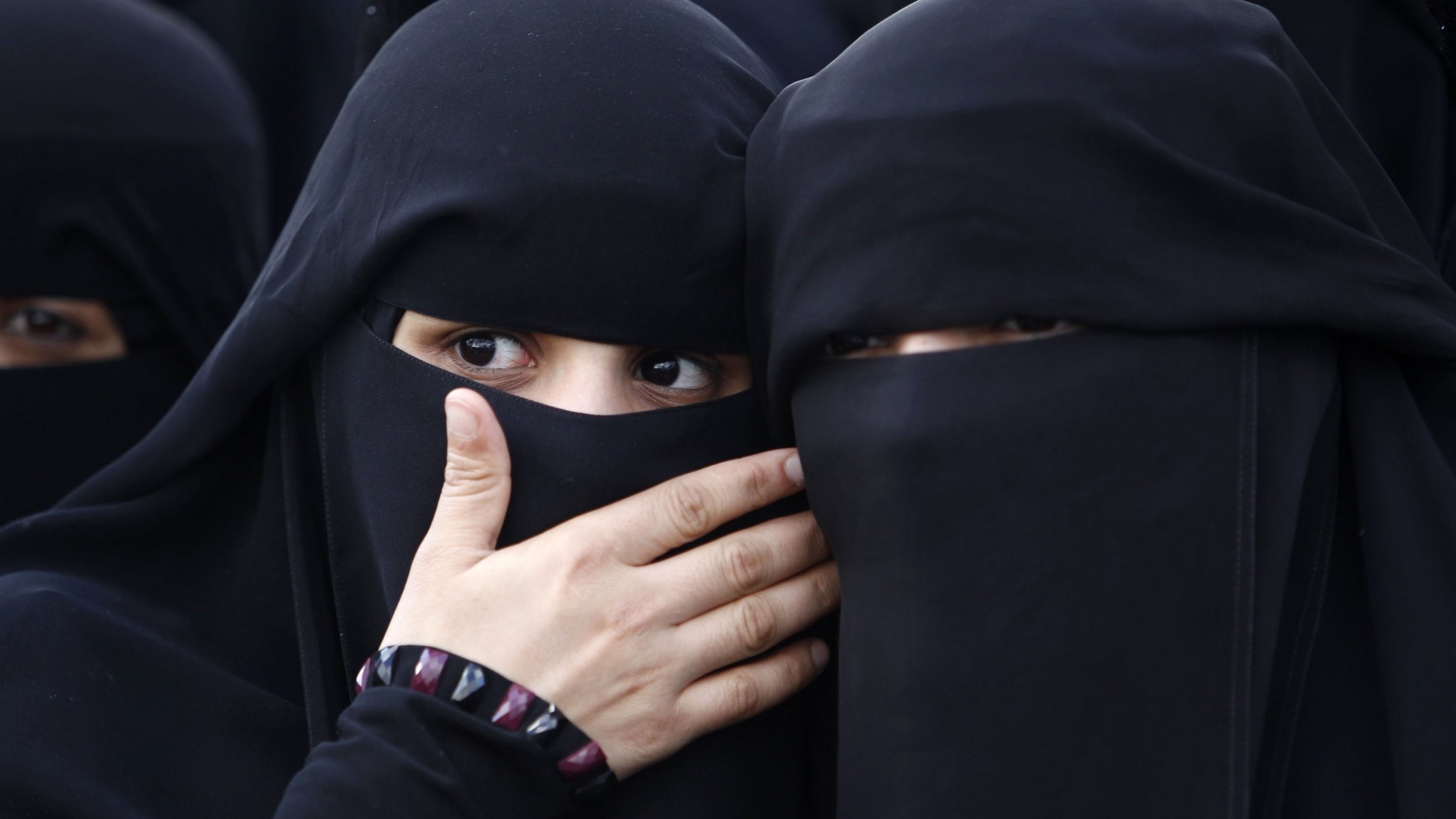 حظر ارتداء النقاب في المدارس المصرية
