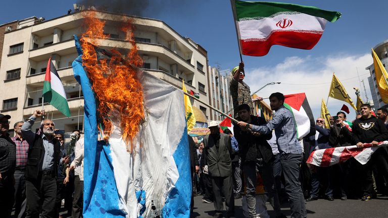 صورة أرشيفية لمظاهرة احتجاجية إيرانية ضد إسرائيل