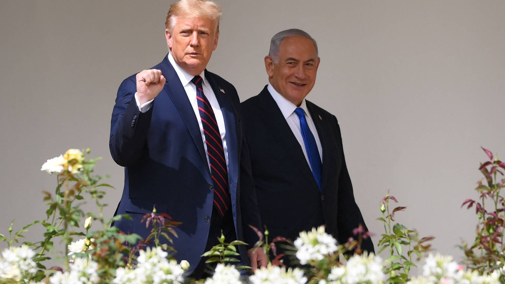 ترامب برفقة رئيس الوزراء الإسرائيلي بنيامين نتانياهو في الحديقة الجنوبية للبيت الأبيض في واشنطن أيلول (سبتمبر) 2020