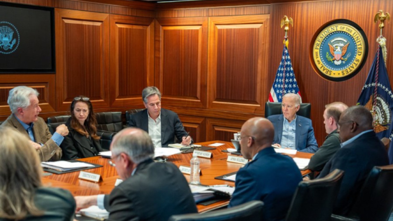 صورة لاجتماع بايدن مع فريق الأمن القومي (البيت الأبيض)