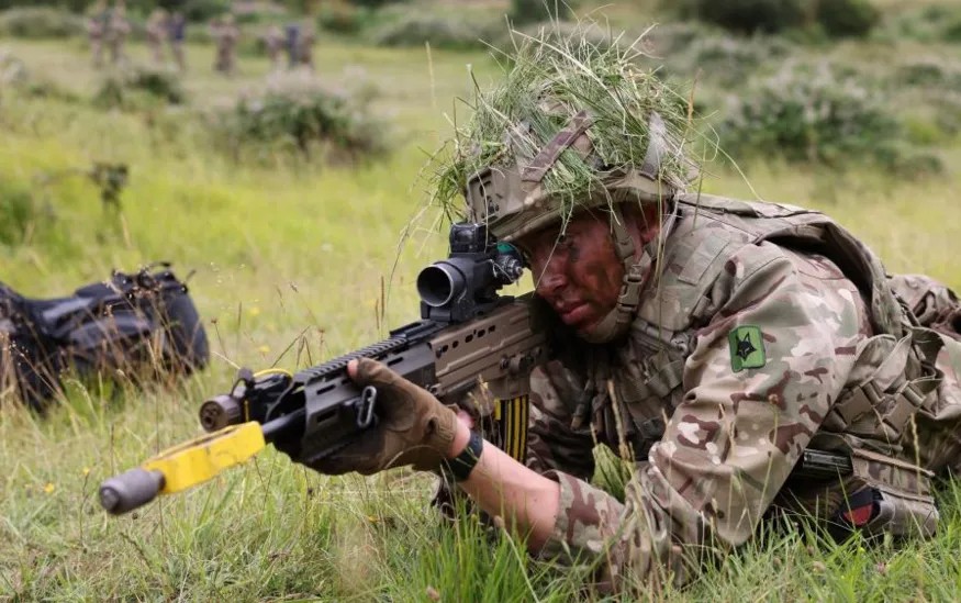 الحرب في أوكرانيا وغزة ومناطق أخرى في لعالم دعت لزياة الانفاق الدفاعي البريطاني