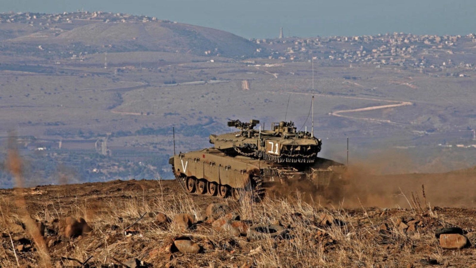  آلية عسكرية قرب الحدود السورية الإسرائيلية - أرشيف آلية عسكرية قرب الحدود السورية الإسرائيلية