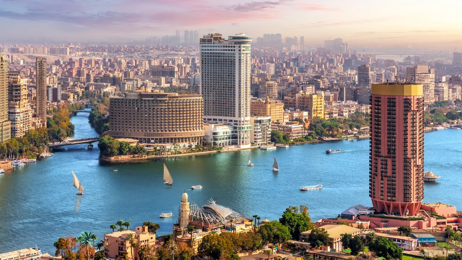 القاهرة تنفي اتصال ترامب وترفض تهجير أهالي غزة إلى مصر