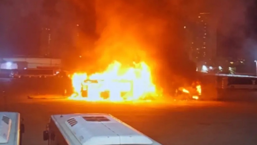 من موقع الإنفجارات