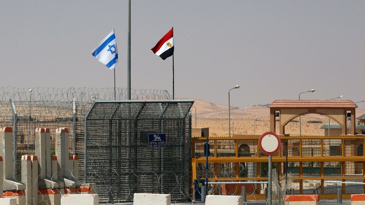 انفجارات في رفح تُحدث هزات في العريش والشيخ زويد