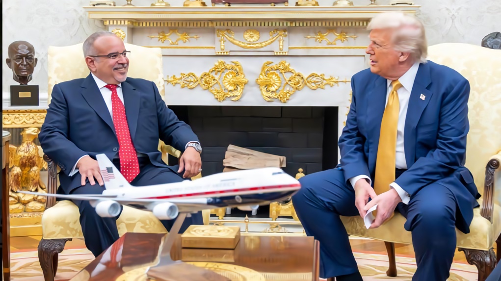 رئيس ترامب مرحبا بولي عهد البحرين في البيت الابيض