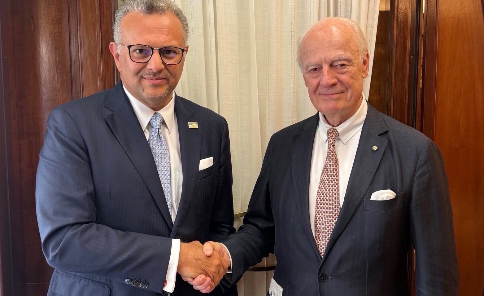 مسعد بولس لدى لقائه بدي ميستورا