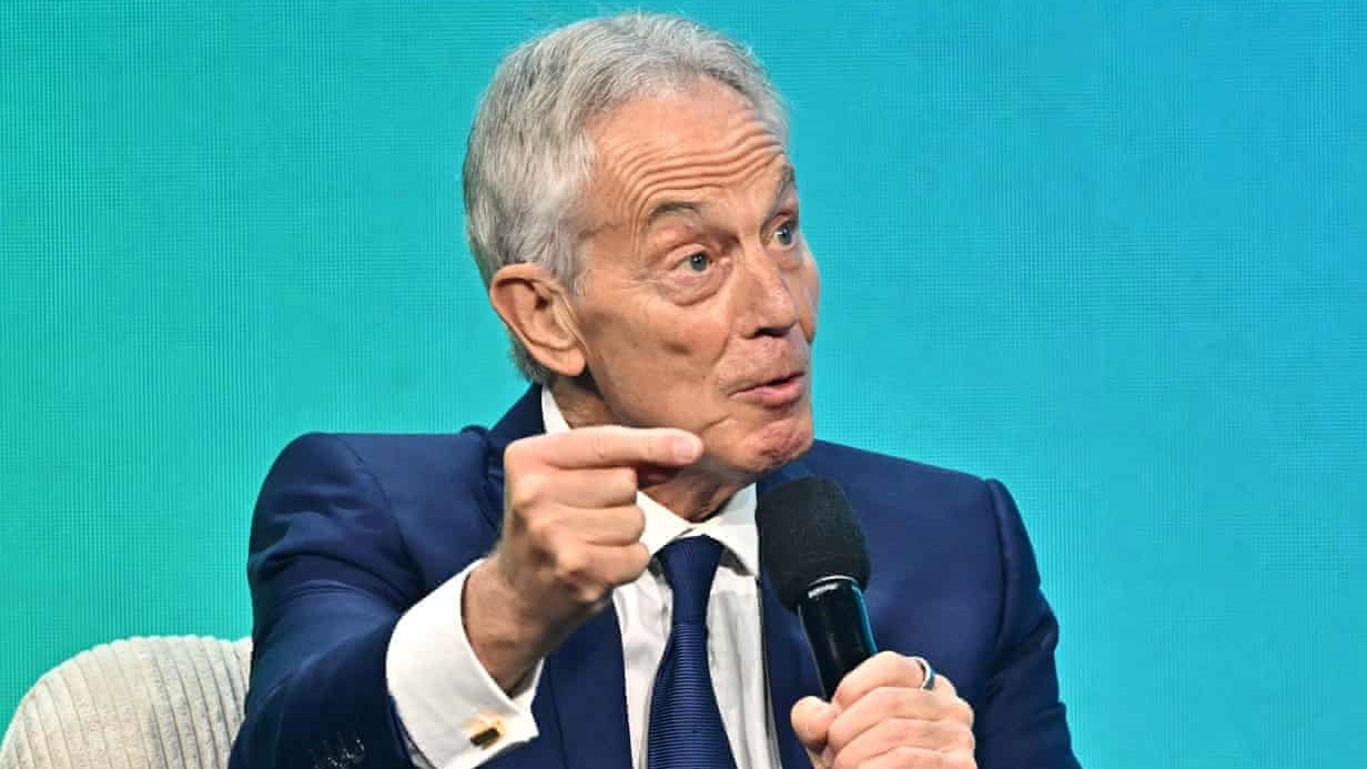 رئيس الوزراء البريطاني السابق توني بلير قد يكون حاكماً لغزة