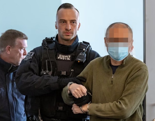 الألماني جيان غي قيد الاعتقال