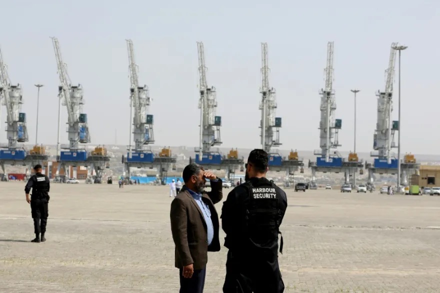 في إطار تشديد الضغوط الأميركية على طهران.. أميركا تفرض عقوبات على ميناء تشابهار الإيراني الاستراتيجي الذي تعتمد الهند عليه بشكل كبير 