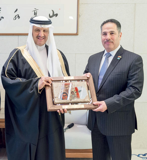 نائب رئيس «أرامكو»: «روائع السعودية» يحمل قيمة تاريخية لا تقدر بثمن