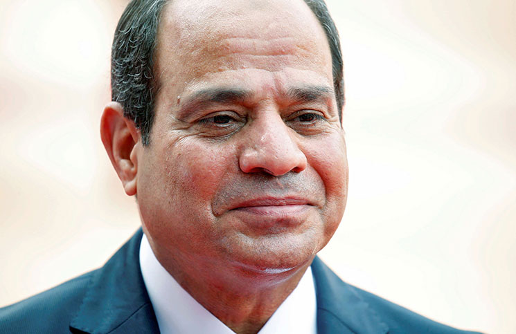 المصريون يودعون 2016 بجرد حساب للسيسي على شبكات التواصل