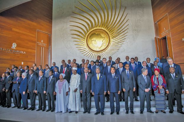 القمة الإفريقية: هموم الهجرة وخلافات على عودة المغرب