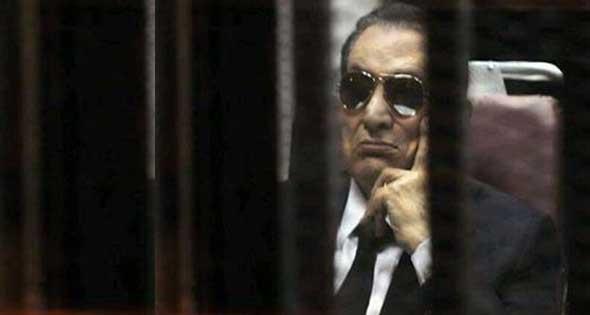 الديب : مبارك لا يمتلك أموالا فى الخارج .. وسويسرا أكدت ذلك