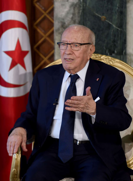 الرئيس التونسي في حوار: لا نخفي هواجسنا من انجراف الأزمة في ليبيا
