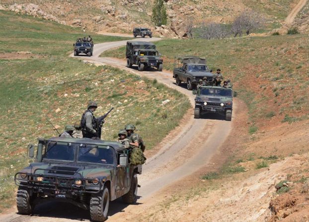 لبنان: رهان على رضوخ المسلحين لشروط الانسحاب
