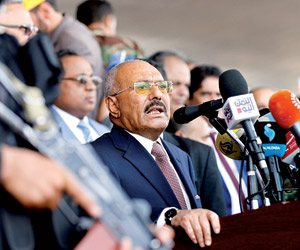 صالح يخيب آمال مشايخ اليمن ويرضخ للحوثيين