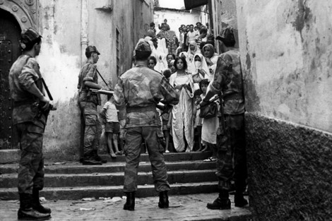 هل يقرّ ماكرون بجرائم الاستعمار الفرنسي في حق الشعب المغربي؟ 
