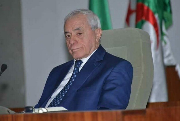 نفي تورط الرئاسة في صراع «الموالاة» مع رئيس البرلمان الجزائري 