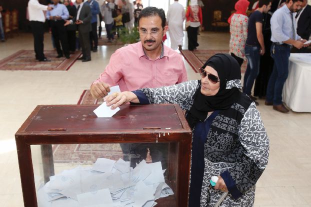 مصريو الخليج يقترعون بكثافة في انتخابات الرئاسة