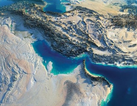 قناة بحرية على طول الحدود السعودية القطرية تعزل الدوحة في «جزيرة»