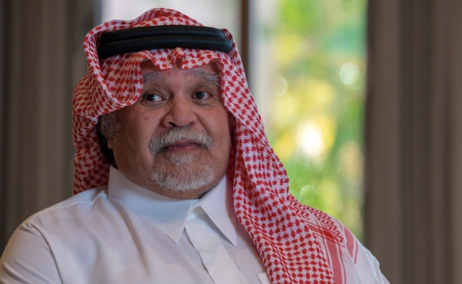 بندر بن سلطان: بيكر قال عن حكومة الدوحة 
