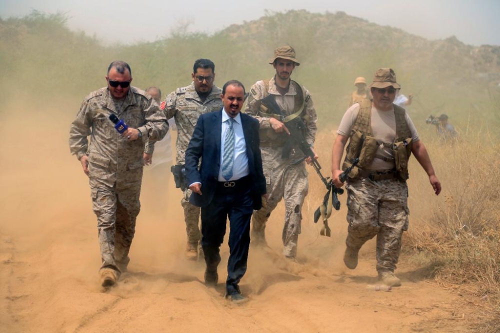 وزير الإعلام اليمني: كل الاحتمالات في شأن صنعاء مفتوحة