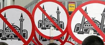مجتمعات الغرب تواجه مأزق تعريف الإسلاموفوبيا