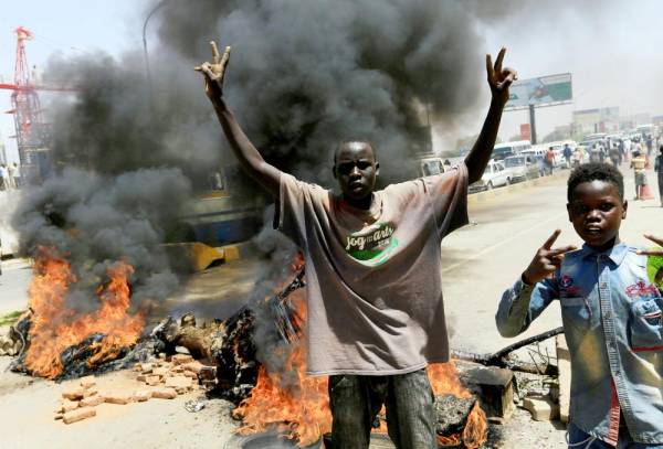 السودان: من قتل المعتصمين؟