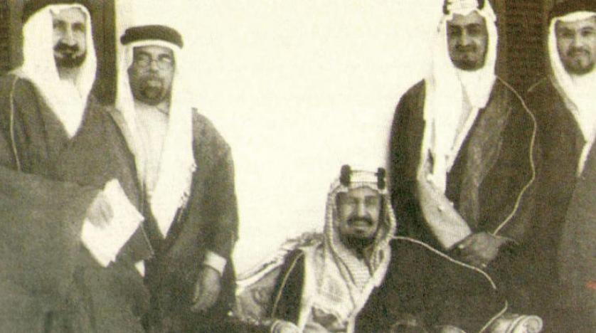 مذكرات: الملك عبد العزيز يعزز علاقته بالقبائل في نجد قبل التطلع إلى الخارج