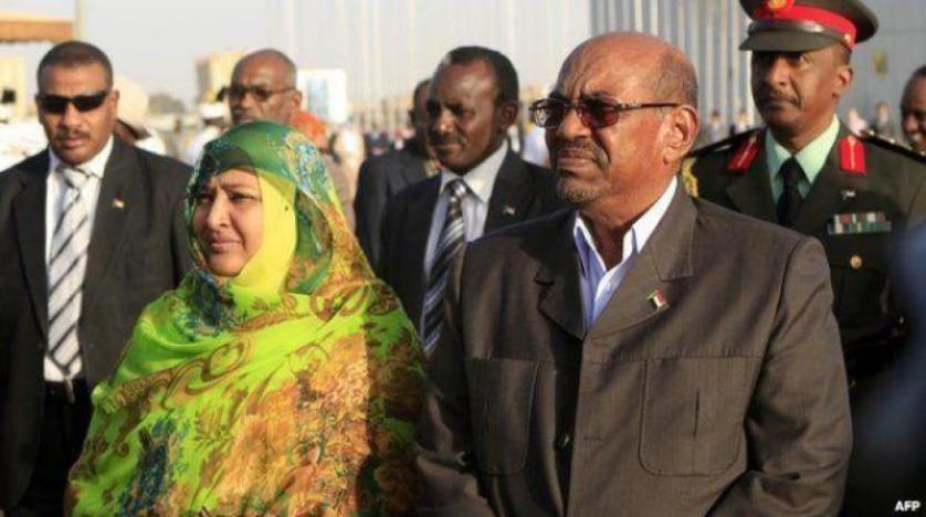 وداد بابكر... من السيدة الأولى في السودان إلى «الإقامة الجبرية» 