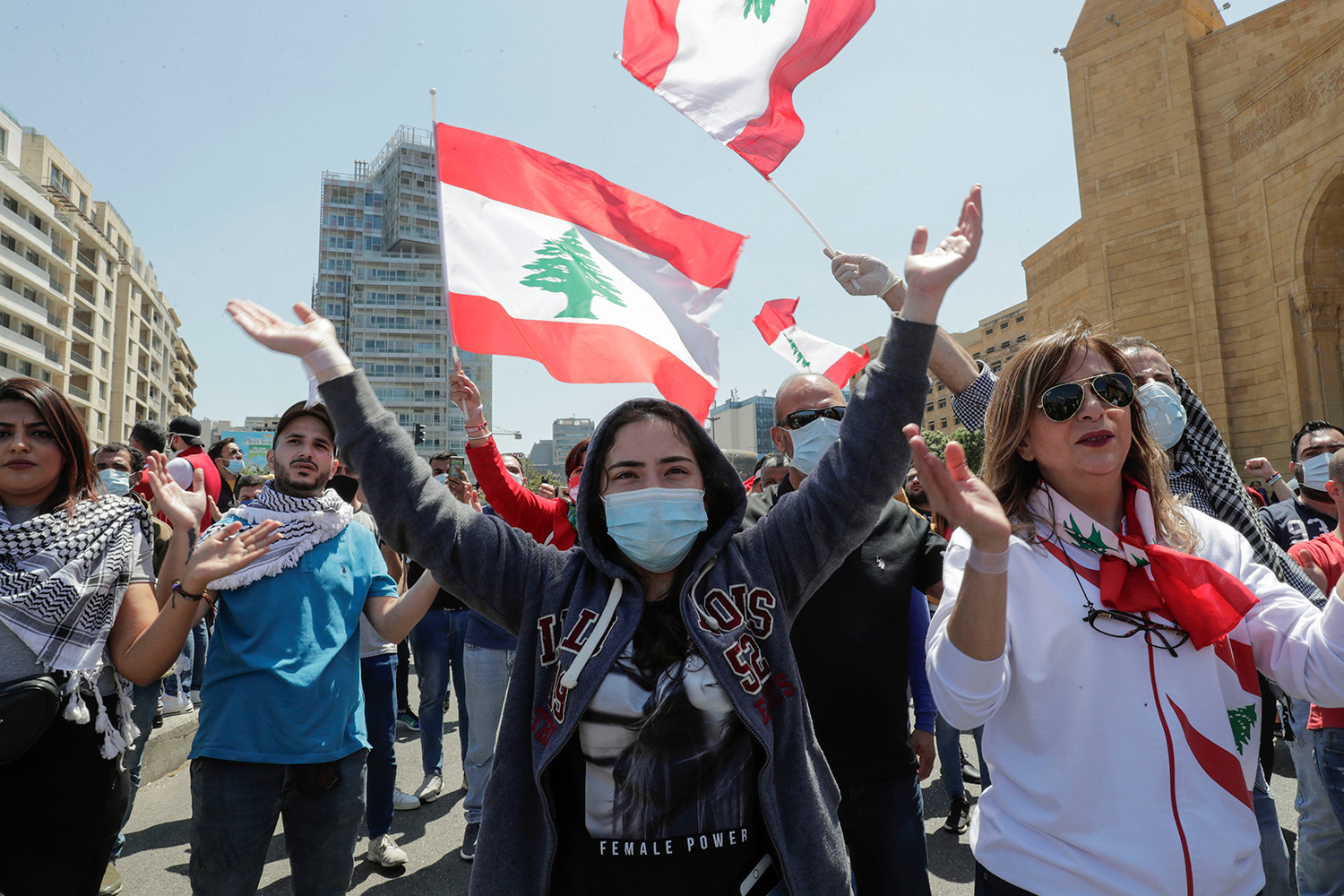 لبنان في مهب الرياح الإيرانية