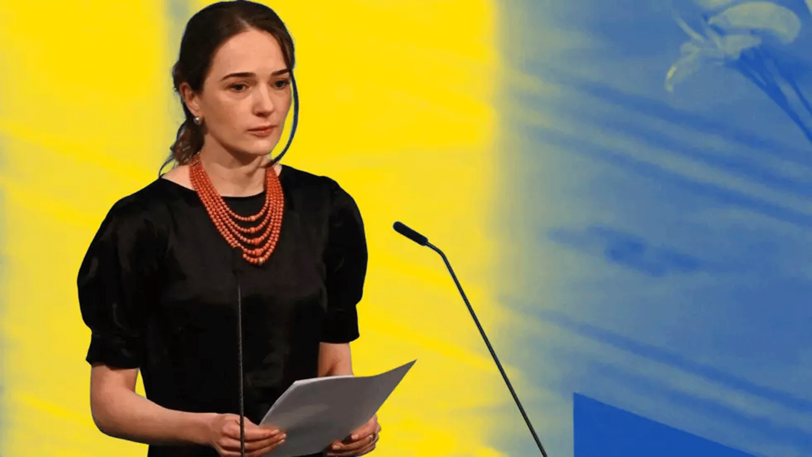 صورة أرشيفية لأولكساندرا ماتفيتشوك رئيسة المركز الأوكراني للحريات المدنية تلقي كلمة خلال حفل توزيع جائزة نوبل للسلام في أوسلو. النرويج في 10 ديسمبر/كانون الأول 2022