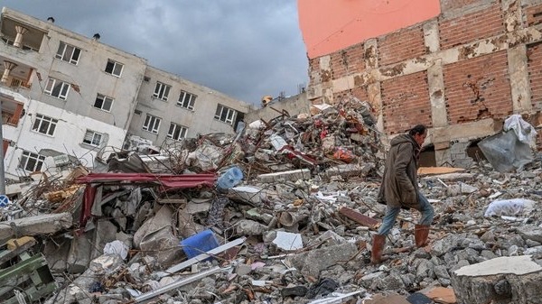 صورة أرشيفية عن آثار زلزال في تركيا