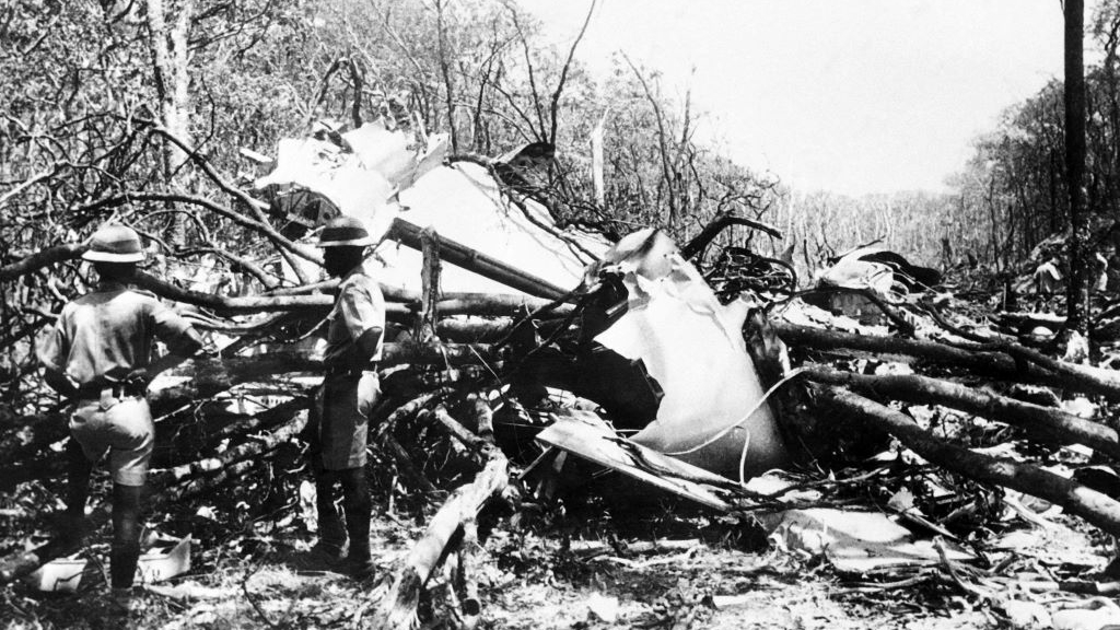الطائرة التي تحطمت وقتل فيها داغ همرشولد