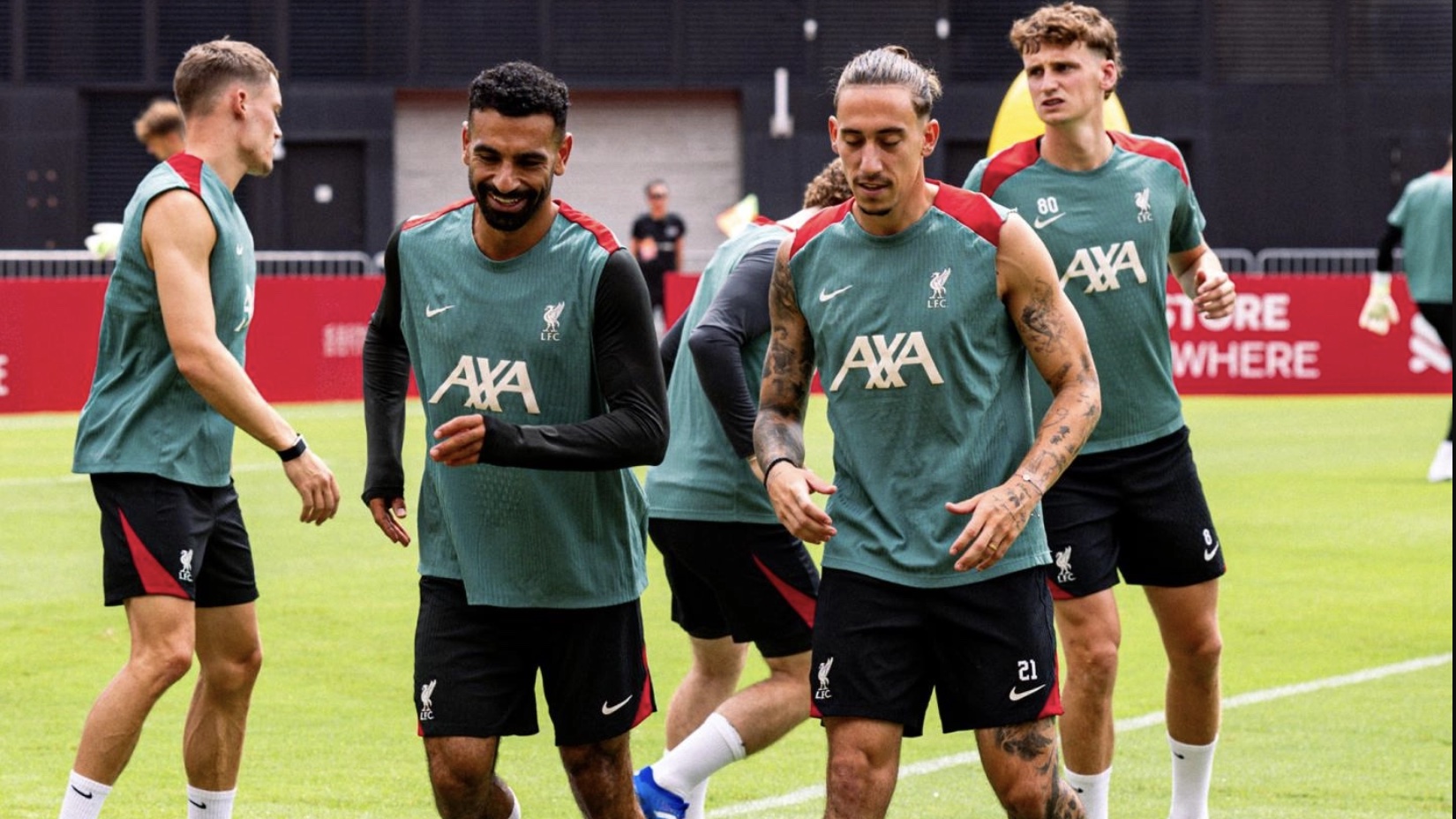 المصري محمد صلاح خلال حصة تمرينية لفريقه ليفربول بطل الدوري الإنكليزي لكرة القدم. هونغ كونغ في 24 تموز/يوليو 2025