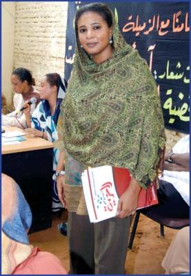 الصحافية السودانية لبنى حسين