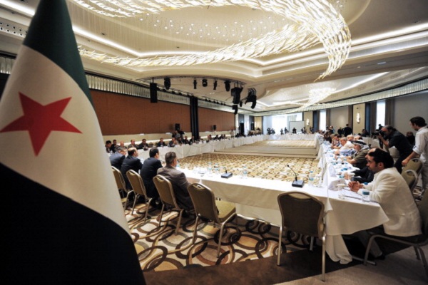 الائتلاف السوري يرسل لجنة الى السفارة في قطر